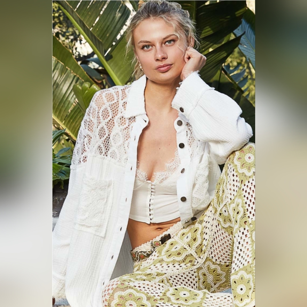 NEW POL Lace-Top Jacket Top